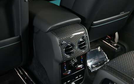 Rolls-Royce Cullinan, 2025 год, 72 950 000 рублей, 23 фотография