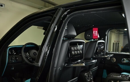 Rolls-Royce Cullinan, 2025 год, 72 950 000 рублей, 16 фотография