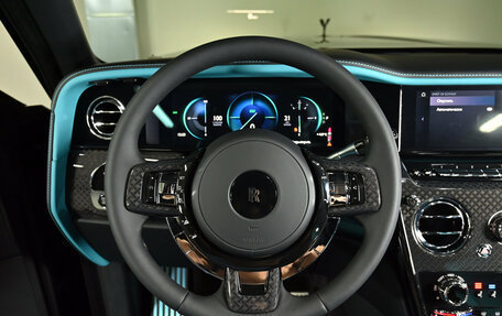 Rolls-Royce Cullinan, 2025 год, 72 950 000 рублей, 34 фотография