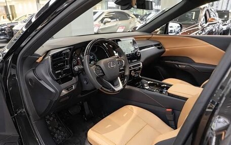 Lexus RX IV рестайлинг, 2025 год, 6 554 000 рублей, 6 фотография