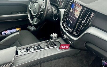 Volvo XC60 II, 2018 год, 2 600 000 рублей, 9 фотография