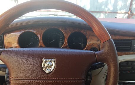 Jaguar XJ III (X350), 1999 год, 1 465 000 рублей, 12 фотография