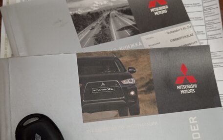 Mitsubishi Outlander III рестайлинг 3, 2011 год, 1 300 000 рублей, 10 фотография