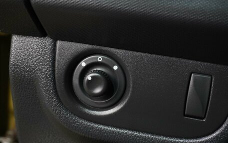 Renault Sandero II рестайлинг, 2016 год, 949 000 рублей, 14 фотография