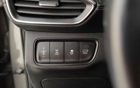 Hyundai Santa Fe IV, 2018 год, 2 900 000 рублей, 21 фотография