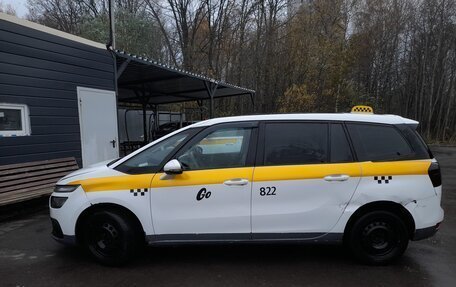 Citroen C4 Picasso II рестайлинг, 2018 год, 800 000 рублей, 3 фотография