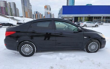 Hyundai Solaris II рестайлинг, 2013 год, 585 000 рублей, 4 фотография