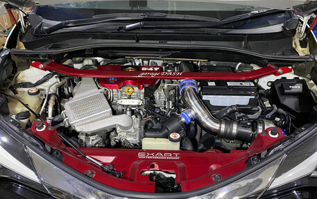 Toyota C-HR I рестайлинг, 2019 год, 3 250 000 рублей, 8 фотография