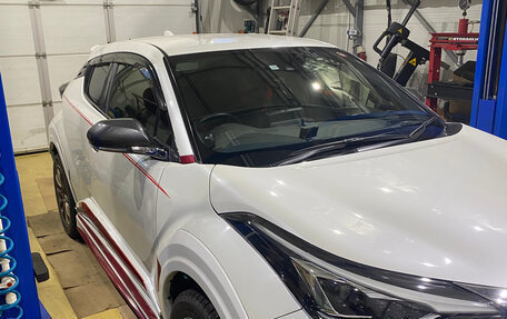 Toyota C-HR I рестайлинг, 2019 год, 3 250 000 рублей, 3 фотография