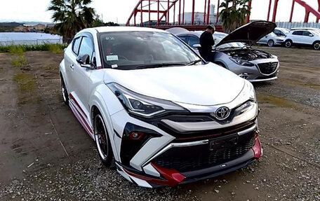 Toyota C-HR I рестайлинг, 2019 год, 3 250 000 рублей, 14 фотография