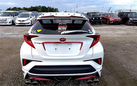 Toyota C-HR I рестайлинг, 2019 год, 3 250 000 рублей, 17 фотография