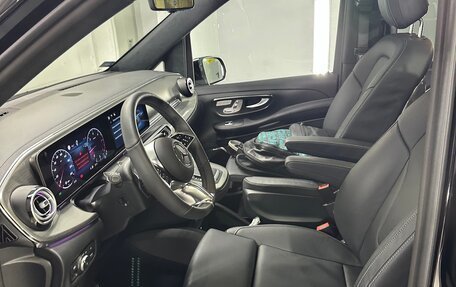 Mercedes-Benz V-Класс, 2024 год, 16 200 000 рублей, 2 фотография