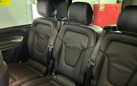 Mercedes-Benz V-Класс, 2024 год, 16 200 000 рублей, 10 фотография