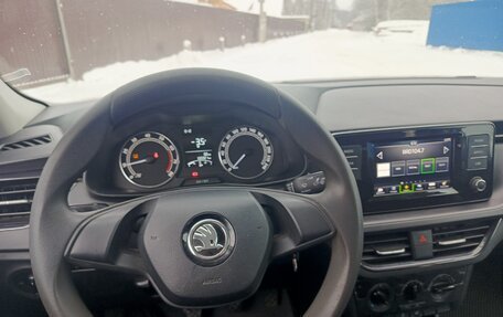 Skoda Rapid II, 2021 год, 1 299 000 рублей, 11 фотография