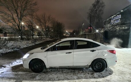 Hyundai Solaris II рестайлинг, 2012 год, 440 000 рублей, 6 фотография