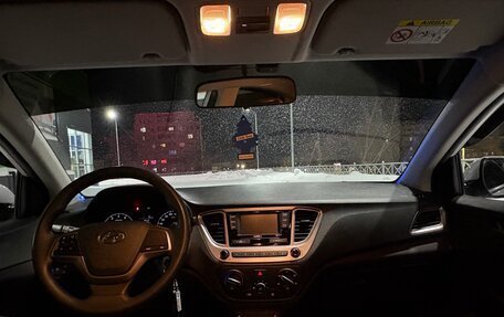 Hyundai Solaris II рестайлинг, 2019 год, 1 500 000 рублей, 8 фотография