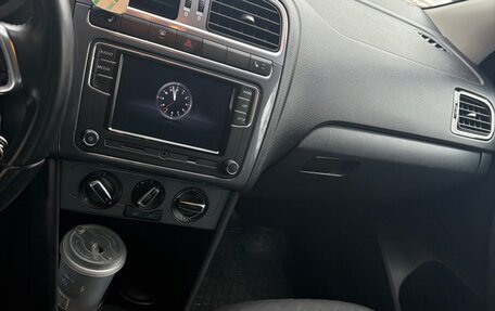 Volkswagen Polo VI (EU Market), 2018 год, 1 200 000 рублей, 19 фотография