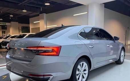 Skoda Superb III рестайлинг, 2022 год, 2 331 000 рублей, 6 фотография