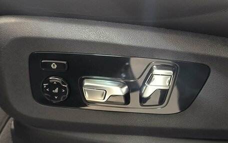 BMW X5 M, 2025 год, 25 990 000 рублей, 18 фотография