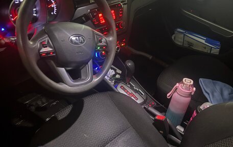 KIA Rio III рестайлинг, 2013 год, 750 000 рублей, 5 фотография