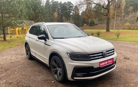 Volkswagen Tiguan II, 2020 год, 3 050 000 рублей, 1 фотография
