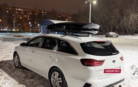 KIA cee'd III, 2020 год, 1 800 000 рублей, 8 фотография