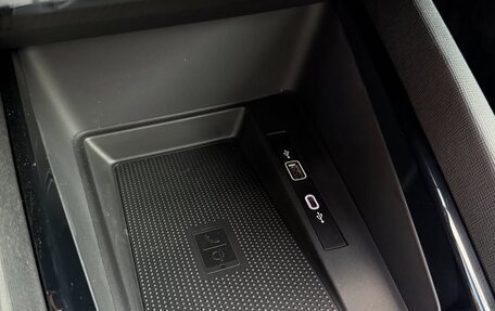 Skoda Octavia IV, 2023 год, 2 370 000 рублей, 13 фотография