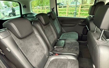 Volkswagen Sharan II, 2018 год, 1 550 000 рублей, 9 фотография