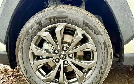 Toyota RAV4, 2025 год, 4 348 000 рублей, 12 фотография