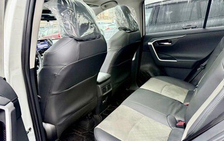 Toyota RAV4, 2025 год, 4 348 000 рублей, 17 фотография