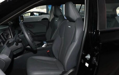 Toyota RAV4, 2025 год, 4 840 000 рублей, 7 фотография