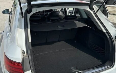 Audi A4, 2018 год, 1 650 000 рублей, 6 фотография