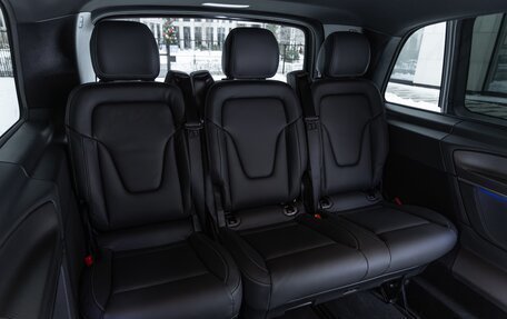 Mercedes-Benz V-Класс, 2025 год, 14 500 000 рублей, 40 фотография