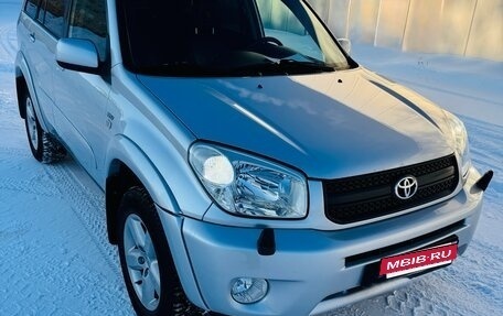 Toyota RAV4, 2004 год, 1 450 000 рублей, 3 фотография
