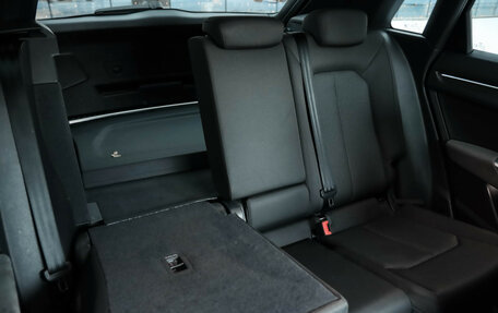 Audi Q3, 2019 год, 2 999 000 рублей, 32 фотография