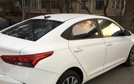 Hyundai Solaris II рестайлинг, 2021 год, 1 530 000 рублей, 4 фотография