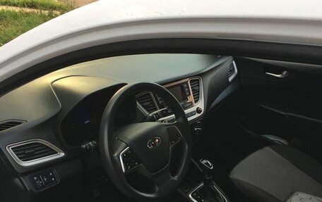 Hyundai Solaris II рестайлинг, 2021 год, 1 530 000 рублей, 7 фотография