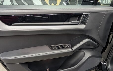 Porsche Cayenne III, 2024 год, 16 300 000 рублей, 10 фотография