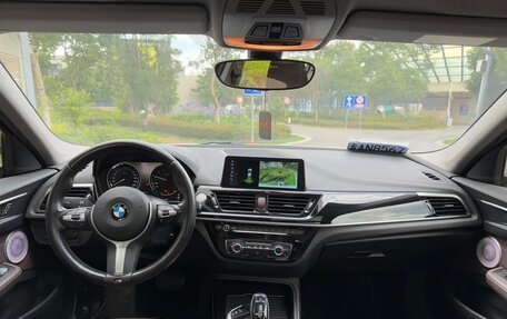 BMW 1 серия, 2022 год, 2 220 000 рублей, 10 фотография