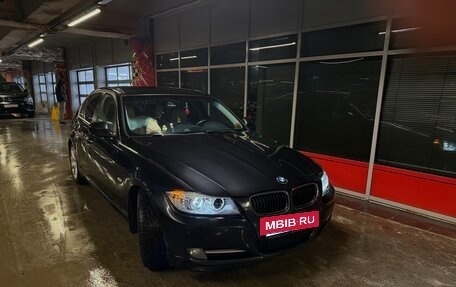 BMW 3 серия, 2011 год, 1 350 000 рублей, 2 фотография