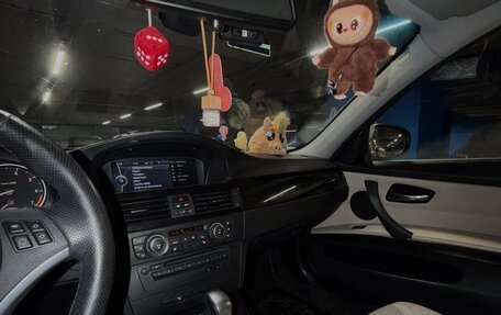 BMW 3 серия, 2011 год, 1 350 000 рублей, 7 фотография