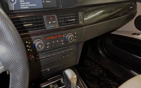 BMW 3 серия, 2011 год, 1 350 000 рублей, 13 фотография