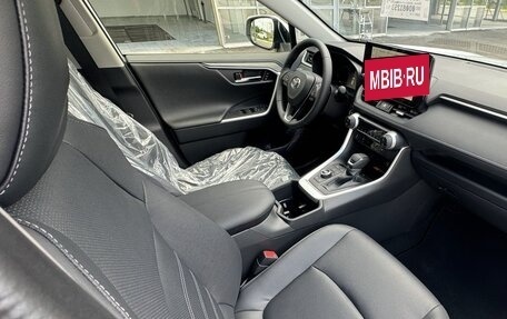 Toyota RAV4, 2025 год, 5 300 000 рублей, 16 фотография