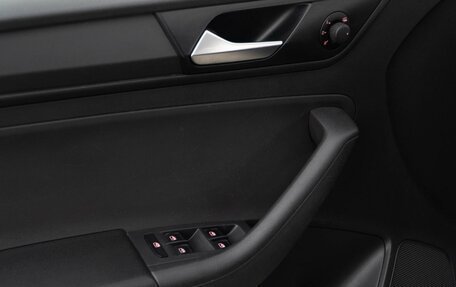 Volkswagen Polo VI (EU Market), 2021 год, 1 217 077 рублей, 18 фотография