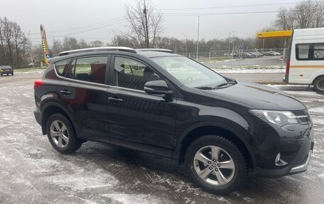 Toyota RAV4, 2015 год, 2 450 000 рублей, 10 фотография