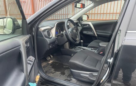 Toyota RAV4, 2015 год, 2 450 000 рублей, 4 фотография