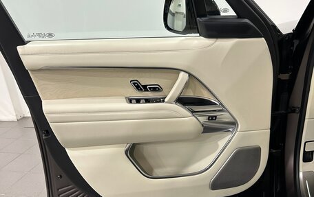 Land Rover Range Rover IV рестайлинг, 2022 год, 19 900 000 рублей, 7 фотография