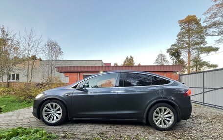 Tesla Model X I, 2016 год, 3 500 000 рублей, 8 фотография
