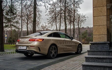 Mercedes-Benz E-Класс, 2017 год, 5 150 000 рублей, 7 фотография