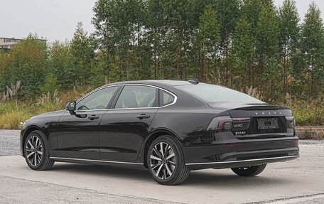 Volvo S90 II рестайлинг, 2025 год, 5 102 000 рублей, 6 фотография